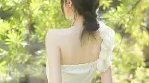 侯佩岑力挺昆凌，点赞博文展现大气风范